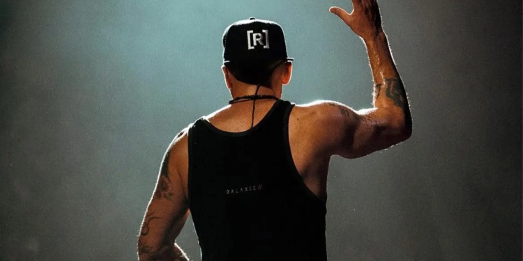 REAPARECE RESIDENTE CON VIDEO: ESTA SEMANA VIENE FUEGO