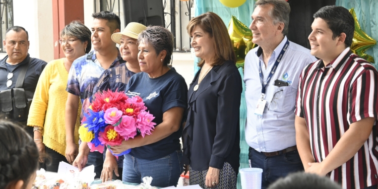 EL ESPACIO DE CULTURA DE AGUA ACOMPAÑÓ A PRESIDENTA DEL VOLUNTARIADO DE DIF CAJEME EN TRABAJOS Y CLAUSURA DE CAMPAMENTO DE VERANO EN EL CAMPO 29