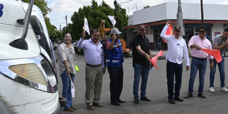BRINDA AYUNTAMIENTO JORNADA DE SERVICIOS EN COLONIA BENITO JUÁREZ