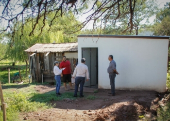 GOBIERNO DE SONORA ENTREGA 17 CUARTOS DORMITORIOS Y OBRAS DE DRENAJE EN LA SIERRA ALTA, CON INVERSIÓN DE 2.5 MDP