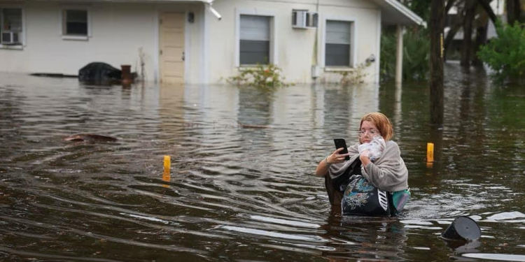 EL HURACÁN ‘IDALIA’ GOLPEA FLORIDA CON VIENTOS “DESTRUCTIVOS” Y PELIGROSAS CRECIDAS DE AGUA