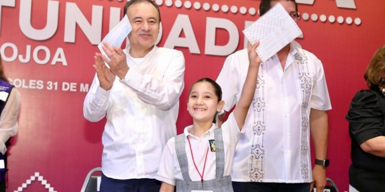 HEMOS GENERADO OPORTUNIDADES PARA DISMINUIR DESERCIÓN ESCOLAR EN UN 5 POR CIENTO: ALFONSO DURAZO