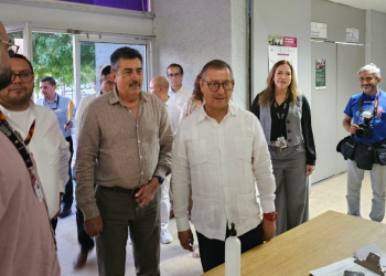 ACOMPAÑA ALCALDE A DIRECTOR NACIONAL A RECORRIDO POR EL ISSSTE EN CAJEME