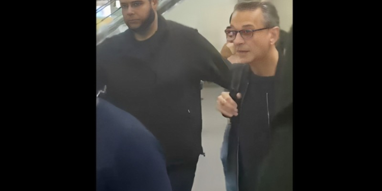 DAVE GAHAN VOCALISTA DE DEPECHE MODE LLEGA ESCOLTADO A MÉXICO; NADIE LO TOPA