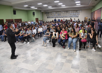 DA BIENVENIDA LAMARQUE CANO A 238 JÓVENES CONSTRUYENDO EL FUTURO