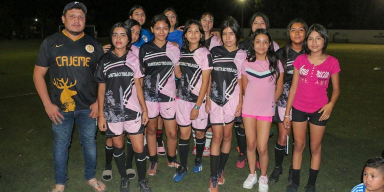 INICIA CON ÉXITO EN LA CAJEME TORNEO RELÁMPAGO DE FÚTBOL DE LA SSPM.