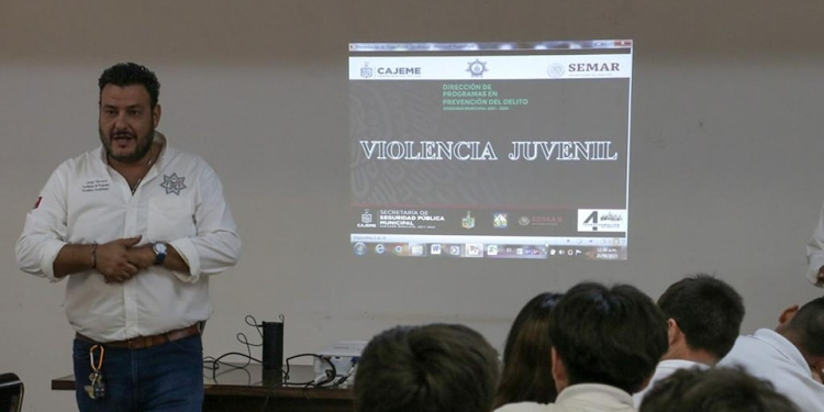 FORTALECE SSPM PLÁTICAS PARA LA PREVENCIÓN DE VIOLENCIA JUVENIL EN CETIS 69