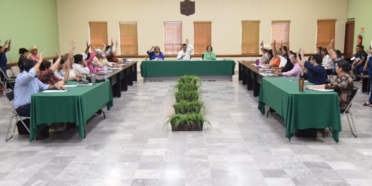 APRUEBA CABILDO SUBASTAR UNIDADES CHATARRA PARA INVERTIR EN MÁQUINAS PINTARRAYAS