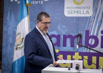 PRESIDENTE ELECTO DE GUATEMALA ASEGURA: “ESTAMOS VIENDO UN GOLPE DE ESTADO EN CURSO”