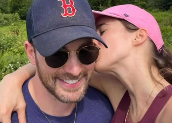 CHRIS EVANS SE CASÓ CON ALBA BAPTISTA