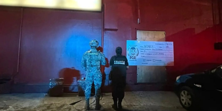RESCATAN A 17 MUJERES, POSIBLES VÍCTIMAS DE TRATA, EN UN BAR DE CANCÚN