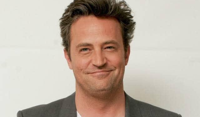 FALLECE MATTHEW PERRY, FAMOSO ACTOR DE LA SERIE FRIENDS