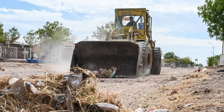 LISTOS PANTEONES MUNICIPALES PARA DÍA DE MUERTOS