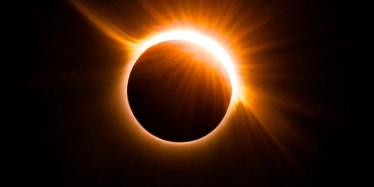 CÓMO VER EL ECLIPSE SOLAR EL 14 DE OCTUBRE EN INTERNET