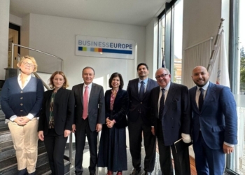 MOSTRAMOS VIRTUDES DEL PLAN SONORA ANTE MÁS DE CINCO MIL EMPRESAS EN EUROPA: ALFONSO DURAZO