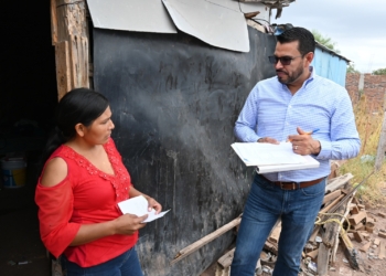 CON UN SENSIBLE TRABAJO EL OOMAPAS APOYA A LAS FAMILIAS MAS VULNERABLES