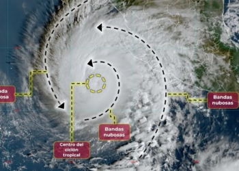 HURACÁN NORMA SE INTENSIFICA A CATEGORIA 4