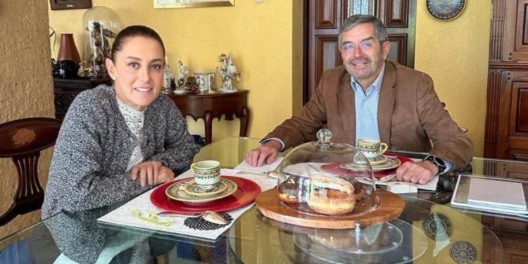 “CONVENIMOS TRABAJAR PARA AVANZAR EN LA TRANSFORMACIÓN DEL PAÍS”: SHEINBAUM SE REÚNE CON JUAN RAMÓN DE LA FUENTE