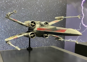 SUBASTAN MINIATURA DE NAVE DE STAR WARS POR MÁS DE 3 MILLONES DE DÓLARES