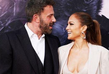 «¡ALÉJATE PERRA!»: JENNIFER LOPEZ SE LANZA CONTRA UNA FAN DE BEN AFFLECK