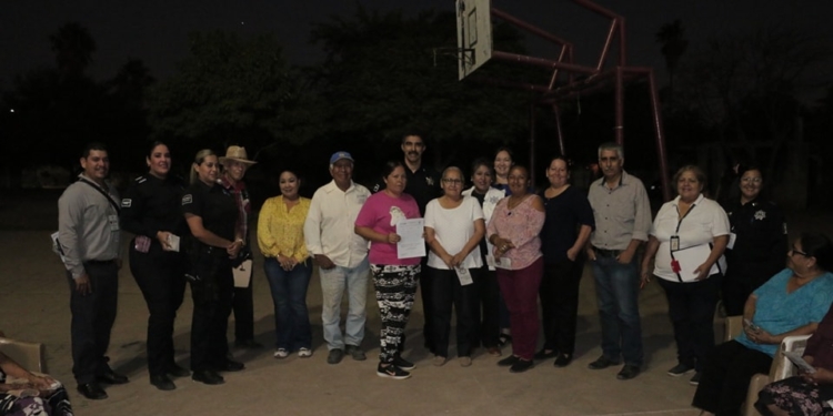POLICÍA MUNICIPAL Y COMUNIDAD UNEN ESFUERZOS EN EL EJIDO GUADALUPE VICTORIA