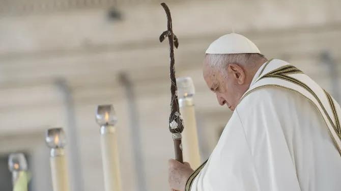CANCELAN EL VIAJE DEL PAPA FRANCISCO A DUBÁI POR RECOMENDACIÓN MÉDICA
