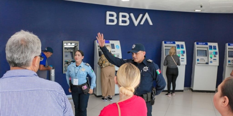 INTENSIFICA SSPM ACCIONES PREVENTIVAS EN EL EXTERIOR DE INSTITUCIONES BANCARIAS
