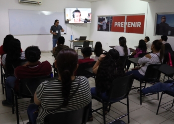 IMPARTE TALLER PARA PADRES UNIDAD ESPECIALIZADA PARA EL MENOR DE LA SSPM