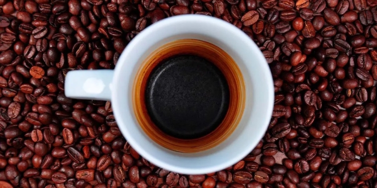 ¿QUÉ SUCEDE SI CONSUMES MUCHA CAFEÍNA? PROFECO TE LO DICE