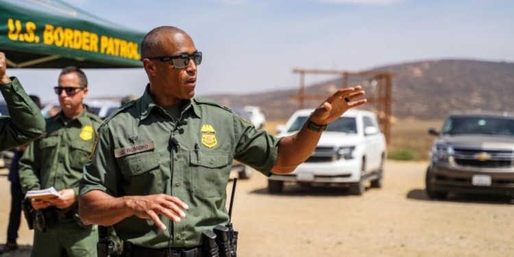EE.UU. REPORTA BAJA DEL 11 % EN DETENCIONES DE MIGRANTES EN LA FRONTERA CON MÉXICO