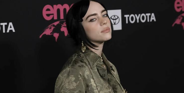 BILLIE EILISH PIERDE 100.000 SEGUIDORES TRAS SALIR DEL ARMARIO, Y CRITICA A VARIETY POR HABERLA SACADO