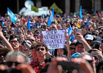 MILEI ASUME LA PRESIDENCIA DE ARGENTINA; VENDRÁ “EL SHOCK”