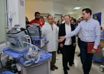 REALIZA GOBERNADOR DURAZO INVERSIÓN DE 39 MDP EN EQUIPAMIENTO MÉDICO EN ISSSTESON