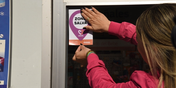 CERTIFICAN EN CAJEME A 27 FARMACIAS CON EL DISTINTIVO ZONA SALVA
