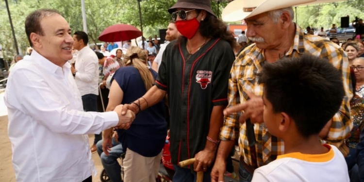 POLÍTICAS SOCIALES AYUDARON A QUE MÁS DE 200 MIL SONORENSES SALIERAN DE POBREZA EXTREMA: ALFONSO DURAZO