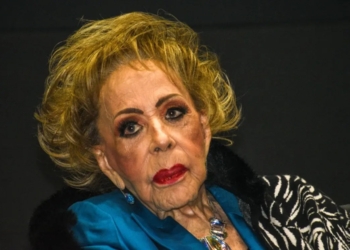 SILVIA PINAL SE RECUPERÁ DE INFLUENZA Y PODRÍA SALIR PARA FIN DE AÑO