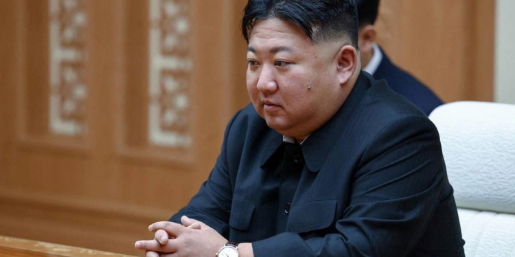 CONDENAN A 12 AÑOS DE TRABAJOS FORZADOS A ADOLESCENTES POR CONSUMIR K-POP EN COREA DEL NORTE