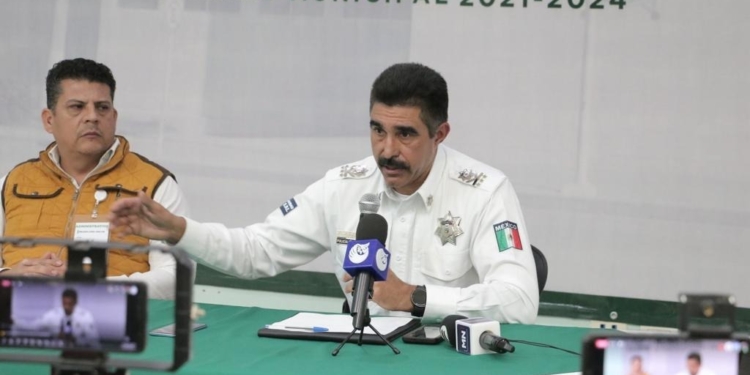 CONVOCAN A MUJERES Y HOMBRES CON VOCACIÓN DE SERVICIO A INGRESAR A LA CORPORACIÓN
