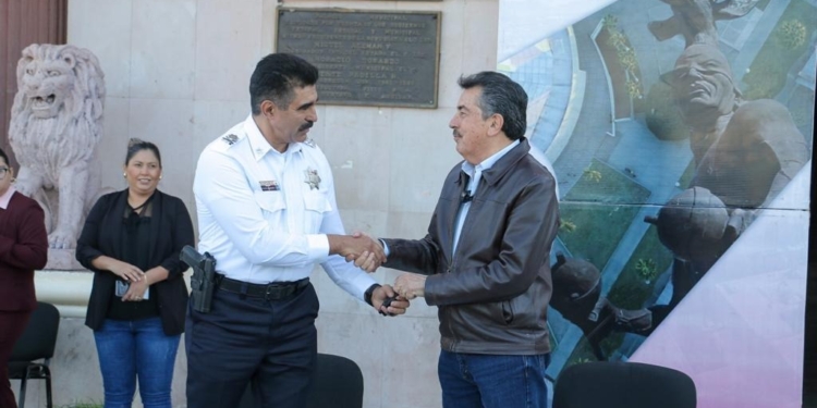 ENTREGA PRESIDENTE MUNICIPAL TRES PATRULLAS NUEVAS, DRON Y EQUIPO DE CÓMPUTO A SSPM