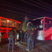 APOYA POLICÍA MUNICIPAL DE CAJEME A MIGRANTES QUE VIAJABAN EN HACINAMIENTO