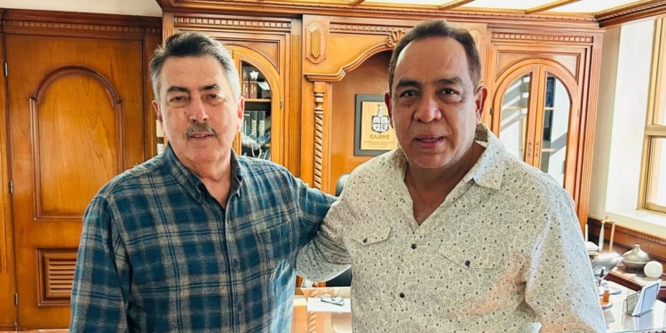 JULIO ALDAMA SOLÍS Y JAVIER LAMARQUE SUMAN ESFUERZOS POR EL BIEN DE LA GANADERÍA CAJEMENSE
