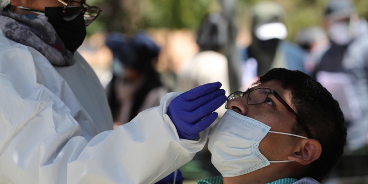 OMS ADVIERTE QUE LA PANDEMIA DE COVID-19 CONTINÚA, CON AÚN MILES DE HOSPITALIZADOS