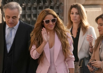 DETIENEN A UN HOMBRE EN MIAMI BEACH ACUSADO DE ACOSAR A SHAKIRA