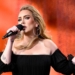 ADELE POSPONE CONCIERTOS POR ENFERMEDAD
