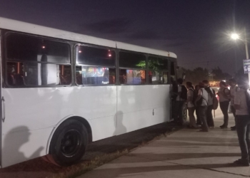 OFRECE CBTIS #37 TRANSPORTE PARA ESTUDIANTES DEL TURNO VESPERTINO