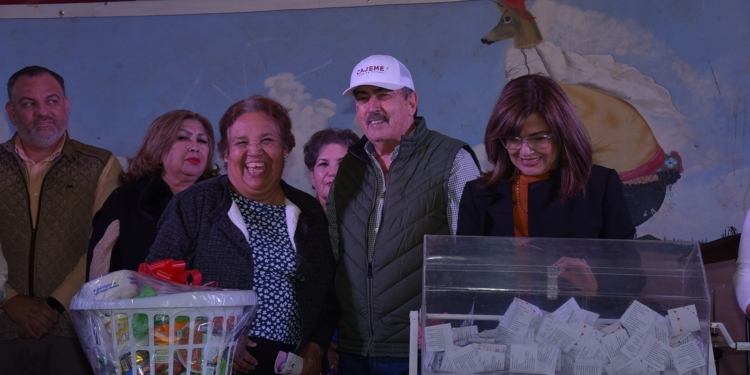 LLEGA LA FIESTA DEL BARRIO A LA COMISARÍA MARTE R. GÓMEZ