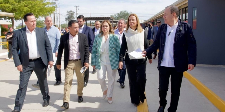 SUPERVISA GOBERNADOR DURAZO AVANCES DE OBRA CENTRO PARA ADULTOS MAYORES