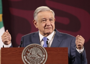 AMLO RECONOCE QUE PRESENTÓ SU PAQUETE DE REFORMAS CONSTITUCIONALES PORQUE VIENEN ELECCIONES