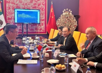 GOBERNADOR SOSTIENE REUNIONES DE TRABAJO EN CHINA