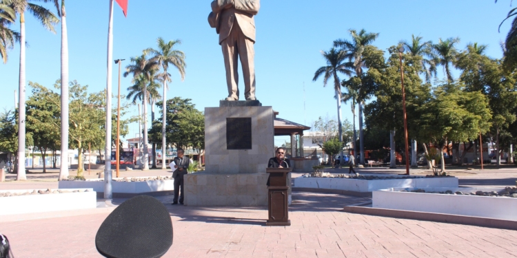 CONMEMORAN 86 ANIVERSARIO DE LA EXPROPIACIÓN PETROLERA